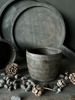 Oude Nepalese pot | oude houten pot donker 6