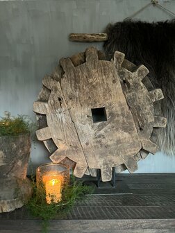 Houten wiel op standaard groot | houten wiel op standaard XL (afhalen)
