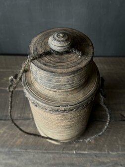 Nepalese kruik met deksel Be-Uniq B4