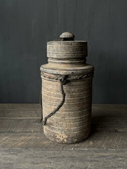 Nepalese kruik met deksel Be-Uniq B4