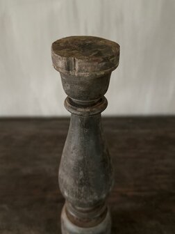 Oude houten baluster Z6 (rechter)