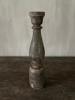 Oude houten baluster Z6 (rechter)