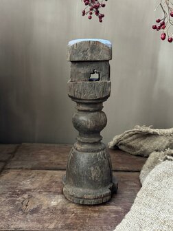 Oude houten baluster Z8