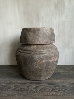 Unieke pot met deksel Luksa A