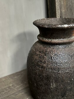 oude kruik uit Nepal papiermache