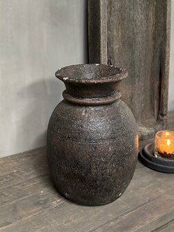 oude kruik uit Nepal papiermache