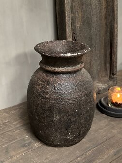 oude kruik uit Nepal papiermache