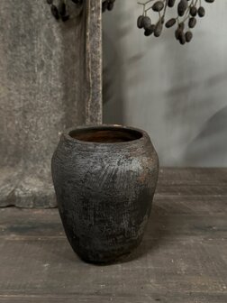 Oude claypot Nepal B