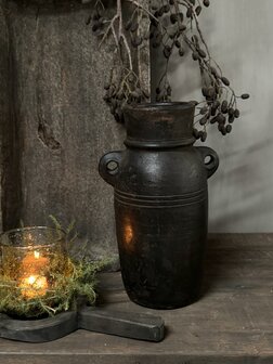 Oude claypot Nepal C
