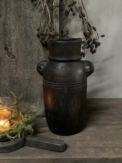 Oude claypot Nepal C