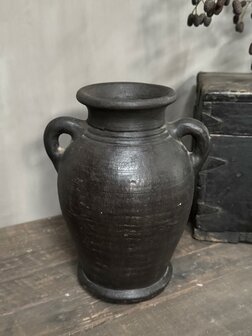 Oude claypot Nepal E