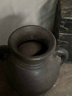 Oude claypot Nepal E