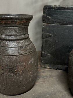 Oude claypot Nepal G