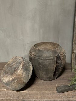 Unieke pot met deksel Luksa C