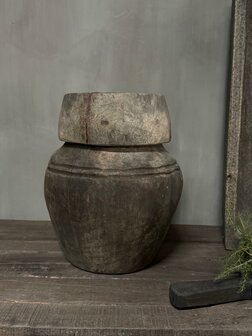 Unieke pot met deksel Luksa C