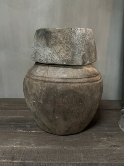 Unieke pot met deksel Luksa E