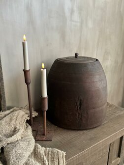 Oude houten pot met deksel Be-Uniq