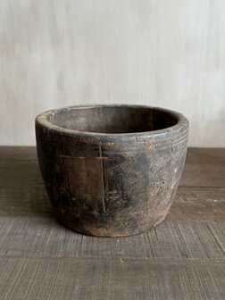 Nepalese pot Ab