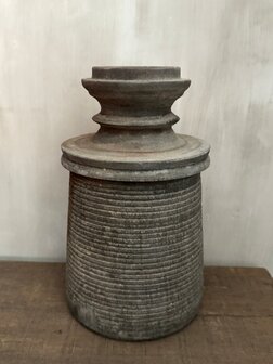 Pot Manisha M Luksa