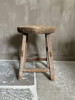 Oude houten rond M