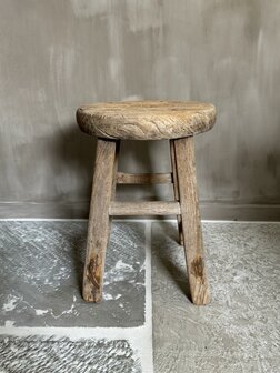 Oude houten rond M
