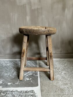 Oude houten rond M