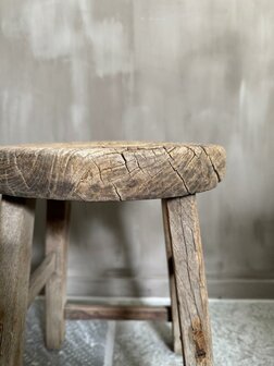 Oude houten rond M