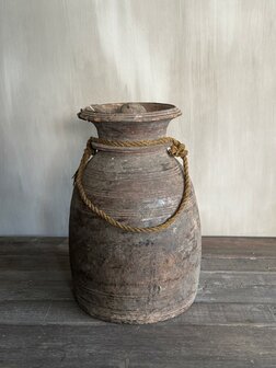 Nepalese kruik met deksel Luksa