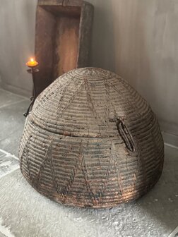 Oude Dessert mand India| Old basket India A (afhalen)