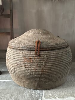 Oude Dessert mand India| Old basket India C (afhalen)