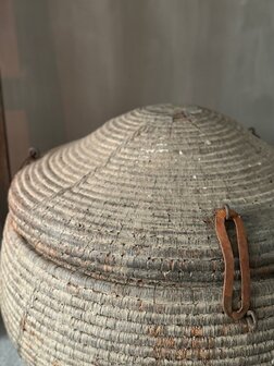 Oude Dessert mand India| Old basket India C (afhalen)