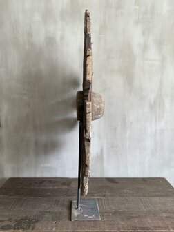 Spinnewiel op standaard D (afhalen)