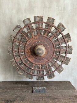 Spinnewiel op standaard D (afhalen)