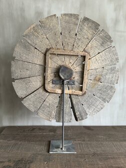 Spinnewiel op standaard E (afhalen)