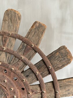 Spinnewiel op standaard F (afhalen)