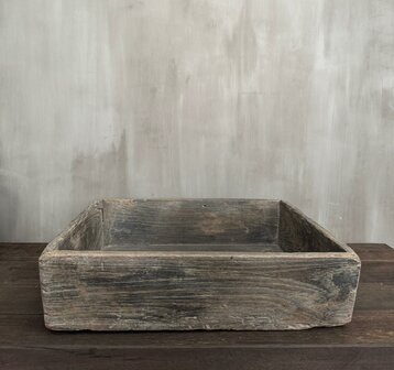 Houten bak vergrijsd