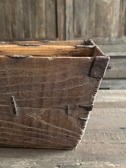 Oude rijstbak | oude bak met handvat C