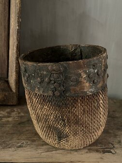 Authentieke Chinese mand met houten rand C