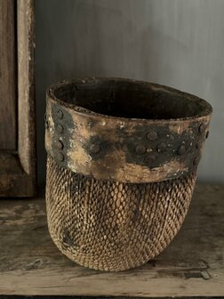 Authentieke Chinese mand met houten rand C