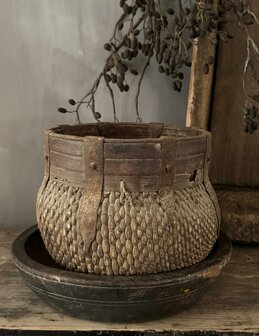 Authentieke Chinese mand met houten rand E