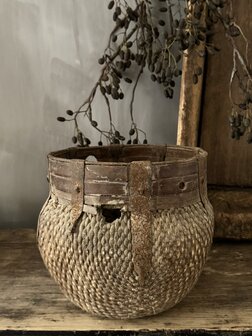 Authentieke Chinese mand met houten rand E