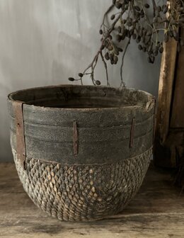 Authentieke Chinese mand met houten rand F