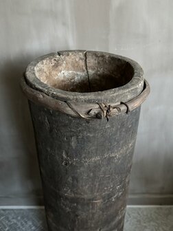 Hoge houten vijzel| hoge houten pot C (afhalen)