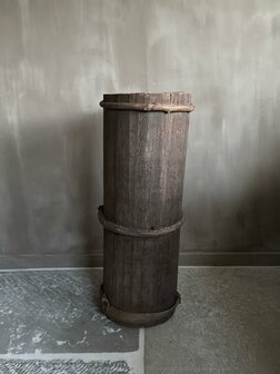 Hoge houten vijzel| hoge houten pot F (afhalen)
