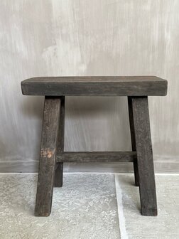 Oud houten kruk Old Barn 45cm B