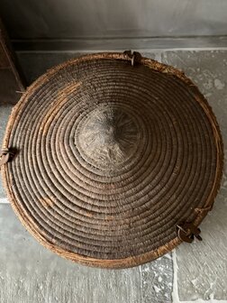 Oude dessert mand India small| Old basket india smaal A (afhalen)