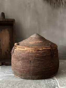 Oude dessert mand India small| Old basket india smaal A (afhalen)