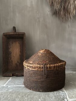 Oude dessert mand India small| Old basket india smaal B (afhalen)