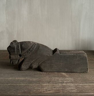 Authentieke houten paarden Aura Peeperkorn  C (set)