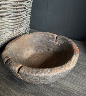 Oud houten schaaltje Ba